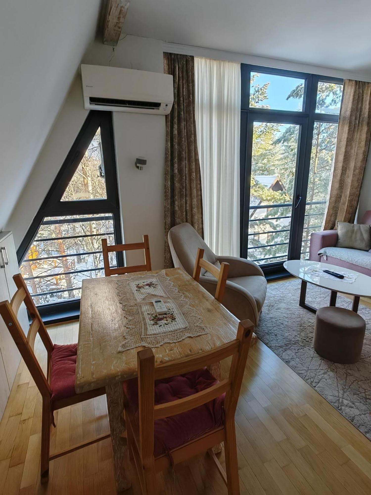 Monika Wind Apartment Divčibare